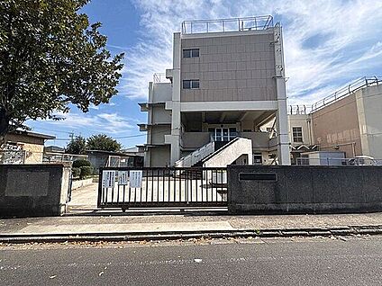 日野市立日野第七小学校 1010m