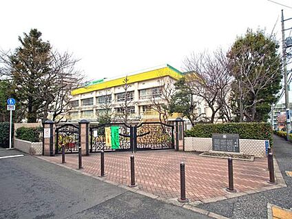 板橋区立北野小学校 302m