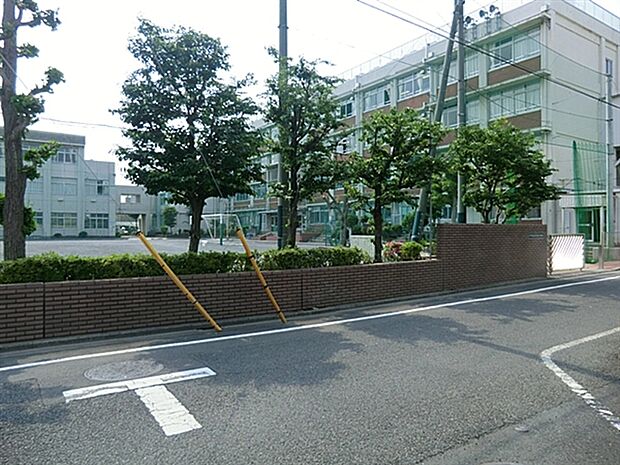 江戸川区立松江第二中学校(約1,481m)