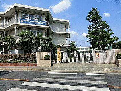 西東京市立保谷第一小学校 566m