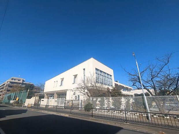 浦安市立富岡幼稚園（約903m）