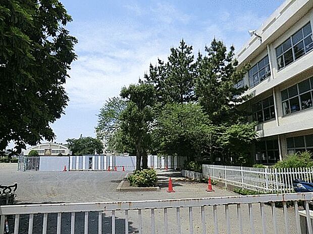 府中市立府中第六小学校（約375m）