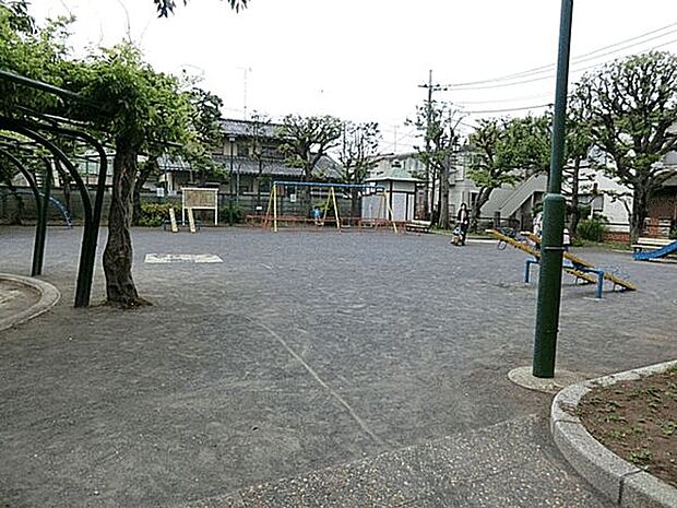 清水が丘公園(約351m)