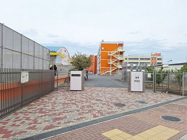 門真市立沖小学校（約872m）