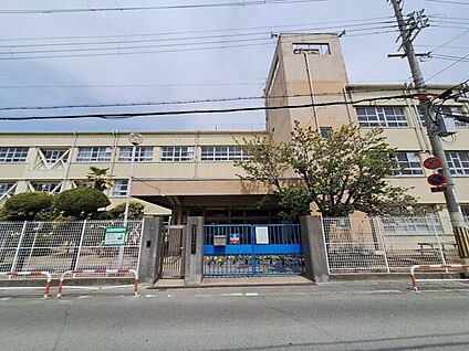 門真市立第二中学校 1266m