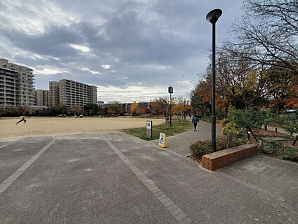 笹原公園 1221m