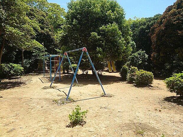 宇美公園(約246m)