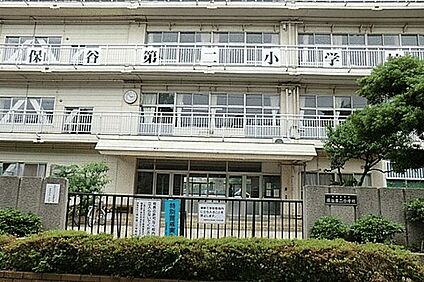 西東京市立保谷第二小学校 712m