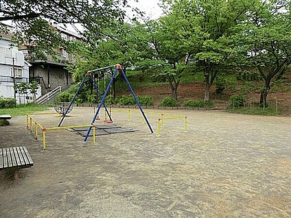 小川公園 754m