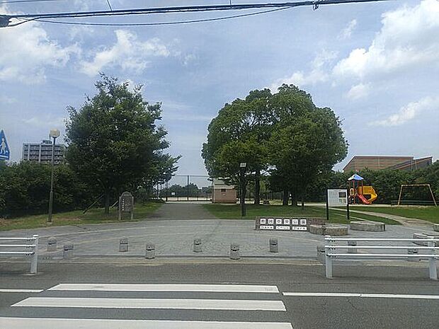那珂中央公園（約1,248m）