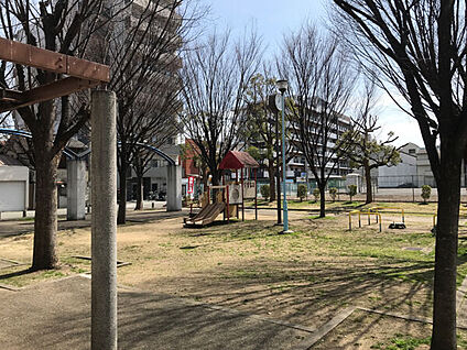 北鶴ふれあい公園 915m