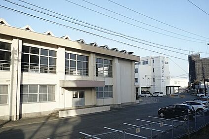 筑紫野市立筑山中学校 1127m