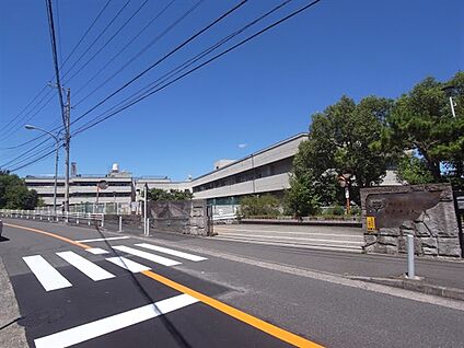横浜市立松本中学校 2305m