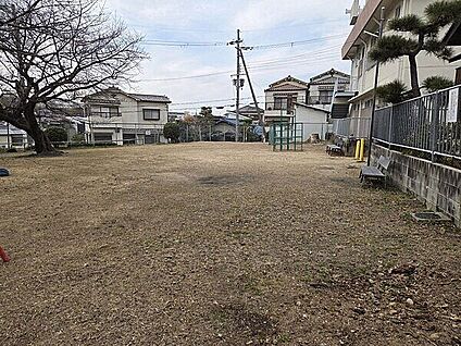 ちびっこ広場1 1038m