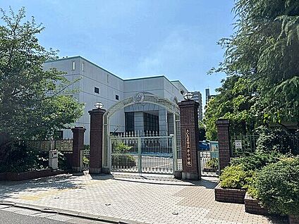 さいたま市立岸中学校 259m