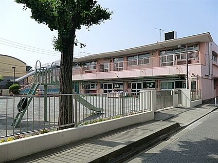 本木保育園 828m