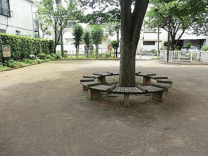 上池袋三丁目第３児童遊園 1486m