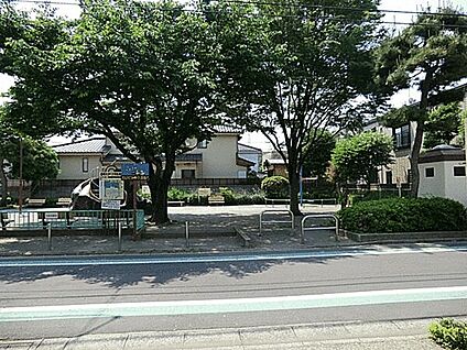 金町わかくさ児童遊園 913m