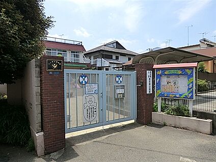 豊多摩幼稚園 392m