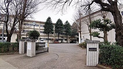 千葉市立稲毛中学校 398m