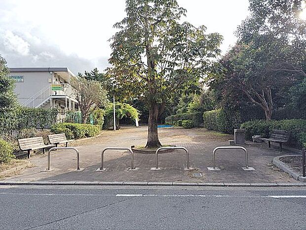 緑町2丁目公園(約938m)