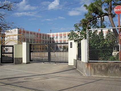 名古屋市立露橋小学校 525m