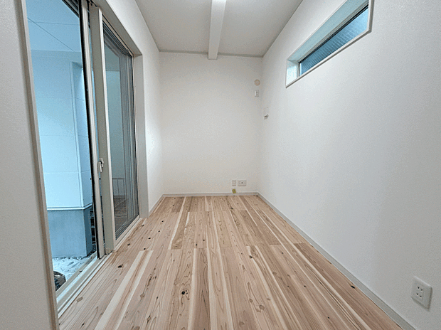 【現地写真(2025年7月撮影)】■1階洋室