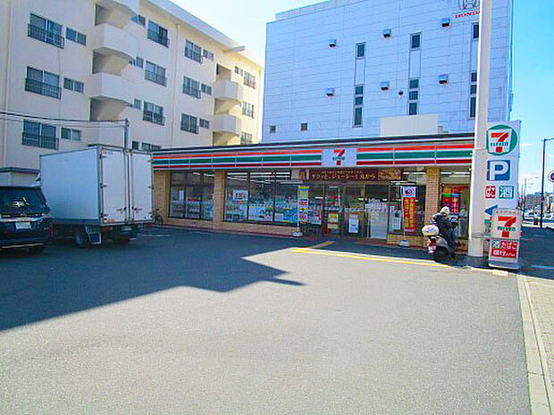 セブンイレブン吹田南金田1丁目店（約350m）