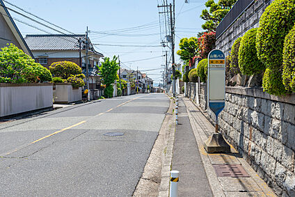 桜小路（バス停） 80～120m(徒歩１～２分)
