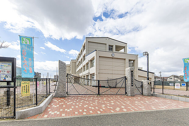 西神中学校(約450m)