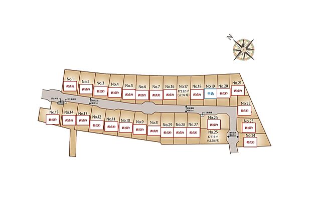敷地には広い駐車スペースがあり、前面道路は車の通り抜けが出来ないので、お子様を持つ既にお住まいのオーナー様も、安心して暮らされています。