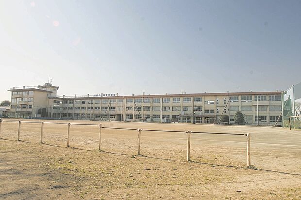 福原中学校（約1,500m）