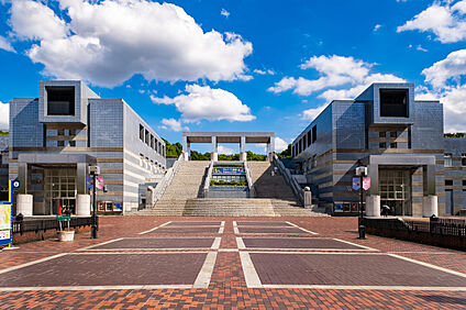 パルテノン多摩 1300m