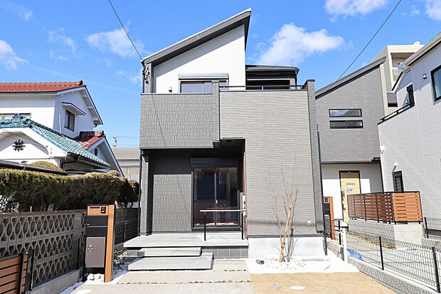 （1）号棟　外観写真　