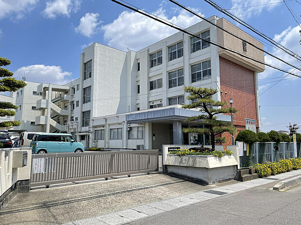 師勝東小学校（約350m）