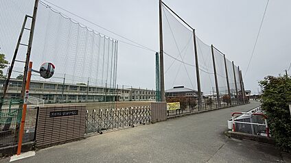 熊本市立飽田中学校 629ｍ(徒歩9分)