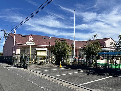 西川端保育園 約900m(徒歩約12分　自転車約4分)