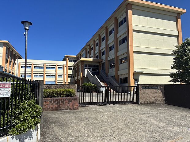 葉栗北小学校