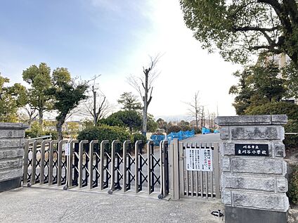 東刈谷小学校 約470m(徒歩約6分)