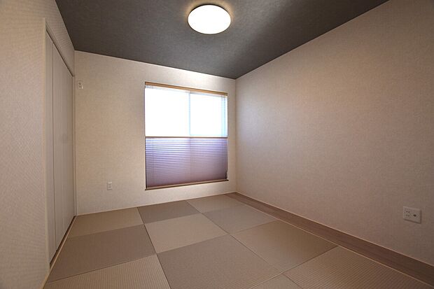 【【C棟 和室】】お子様の遊び部屋・お昼寝スペースとして使うのもオススメです!客間としてもご活用いただけます。/A棟・C棟