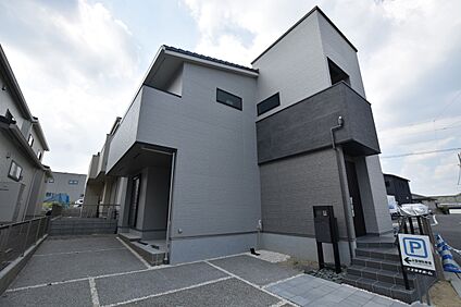 【K棟　外観】