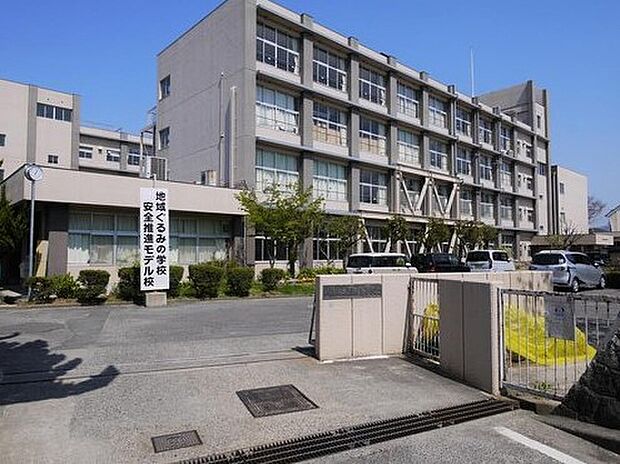 瀬田東小学校(約960m)