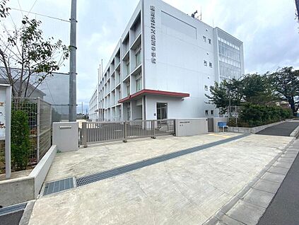 練馬区立大泉西中学校 1660ｍ(徒歩21分)