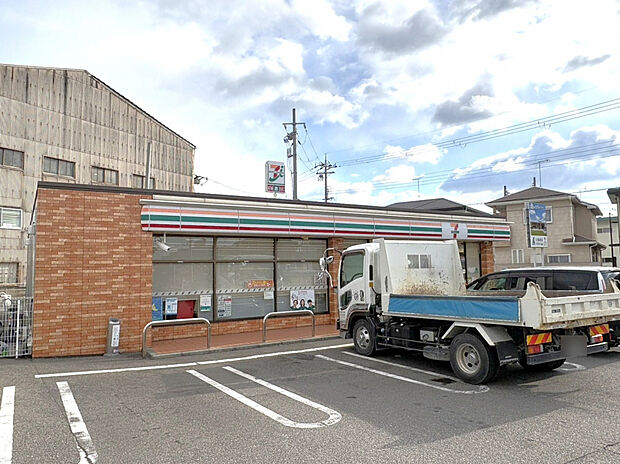 ☆セブンイレブン　西江井ヶ島西店☆（約323m）
