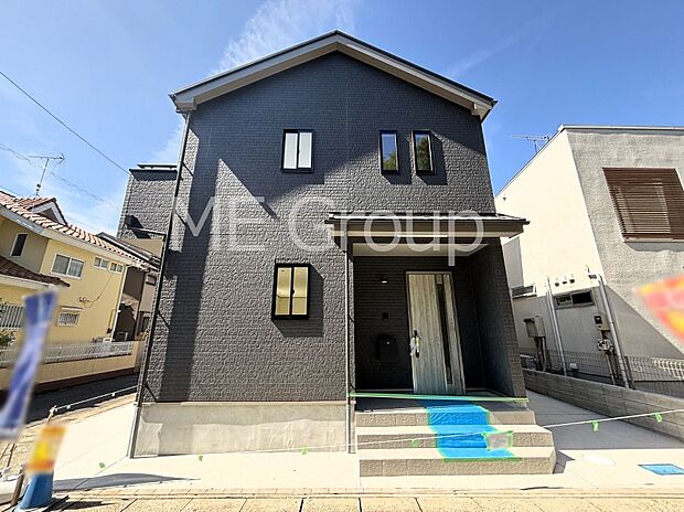 洗練された外観、上質な住空間が広がる室内は永く安心して過ごせる住居です。 