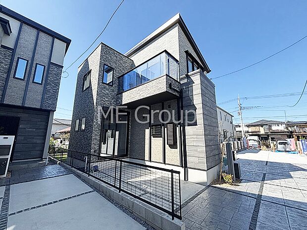 たっぷりの陽光と心地よい風が舞い込む住まい