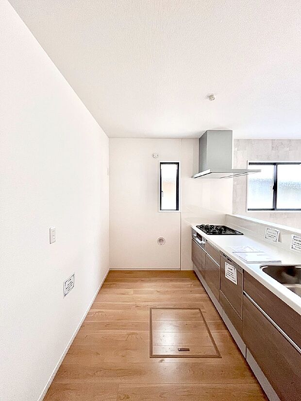 ゆとりあるキッチンではご家族と楽しくお料理ができます。