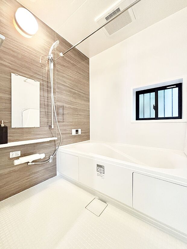 一日の疲れを癒やす大切なバスタイム。ゆっくりとお風呂を楽しんで疲れをとりたいですね！  