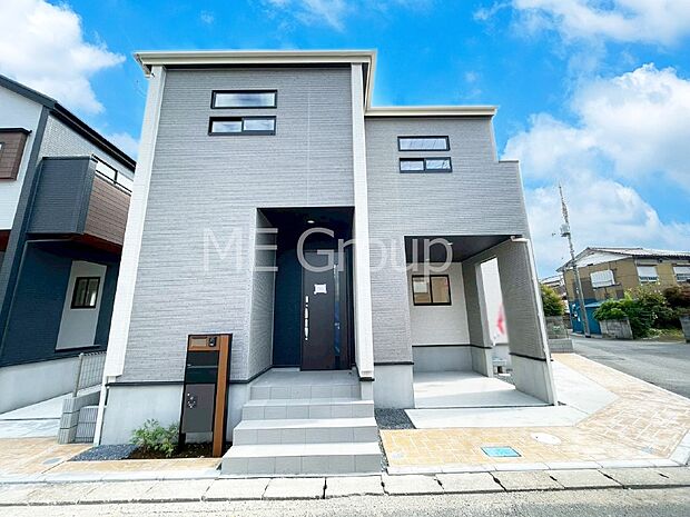 たっぷりの陽光と心地よい風が舞い込む住まい