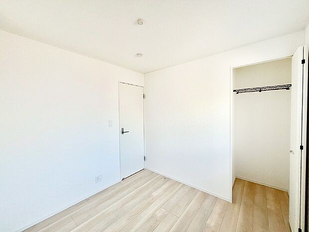 ナチュラルなフローリングはどんなインテリアにもマッチ